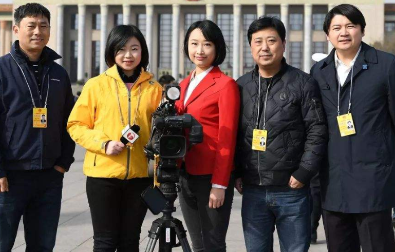 “居家学习也精彩静待春暖花会开”