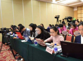 “中国共产党中央委员会关于撰改宪法部分文案的建议”